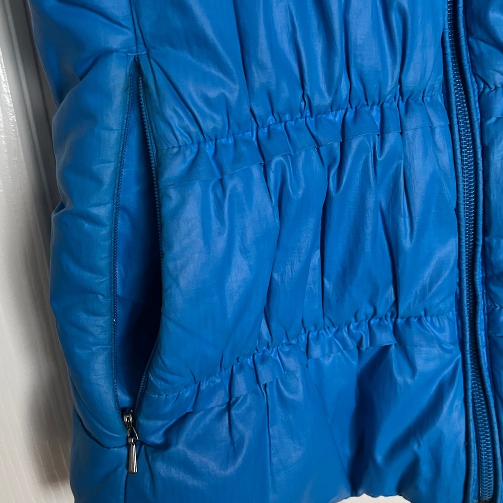 Clearance! Patagonia Ruffle Vest - Picture 2 of 11